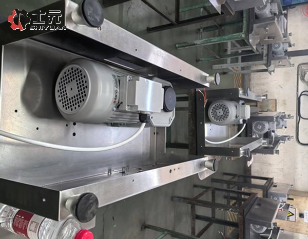 0.4KW直角中空減速機在切肉機上的應用-士元電機